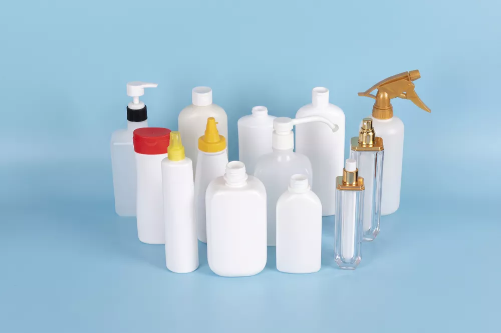 High-volume HDPE daily chemical bottles produced by EP-ZQ135 flagship IBM